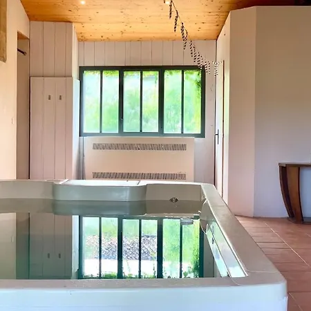 Villa Vignoble Et *